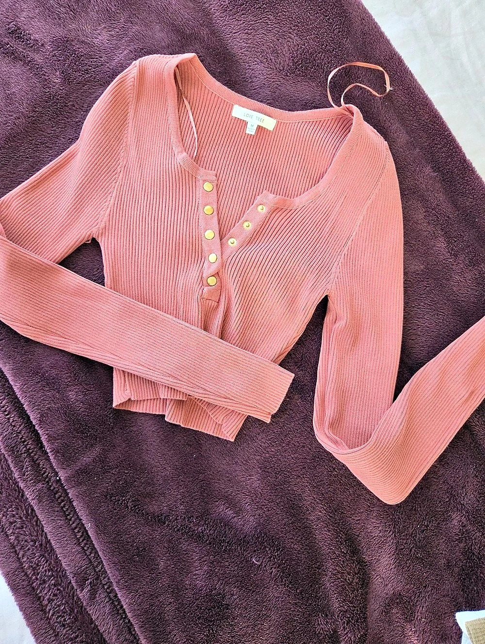 Love Tree Ribbed Knit Top W/ Gold Buttons Pink Medium